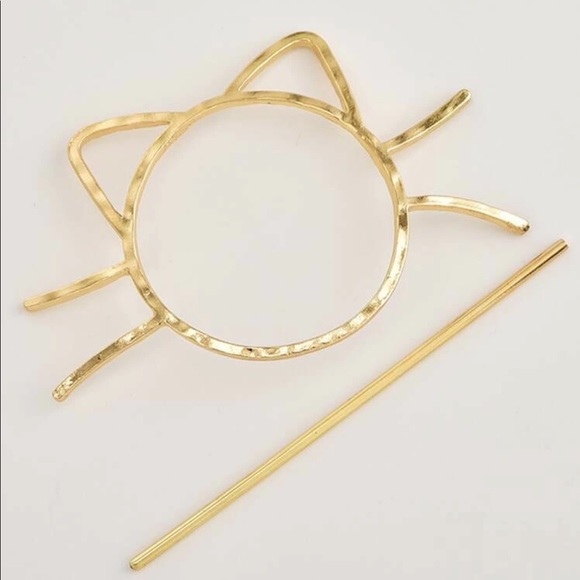 3/$30 Cat & Whiskers Hair Pin - Picture 2 of 5